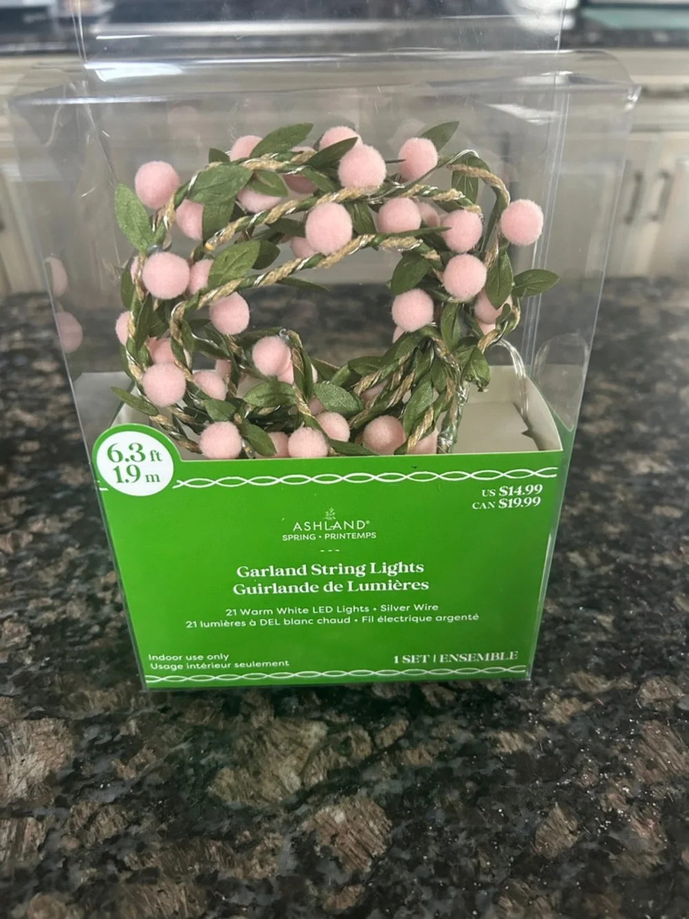 ASHLAND PINK POM POM GARLAND LIGHTSPink and Green Pom-Pom Garland String Lights